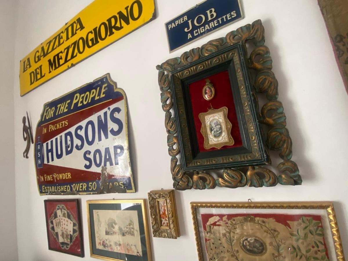 Bric A Brac Eclectic Rooms Uggiano La Chiesa Dış mekan fotoğraf