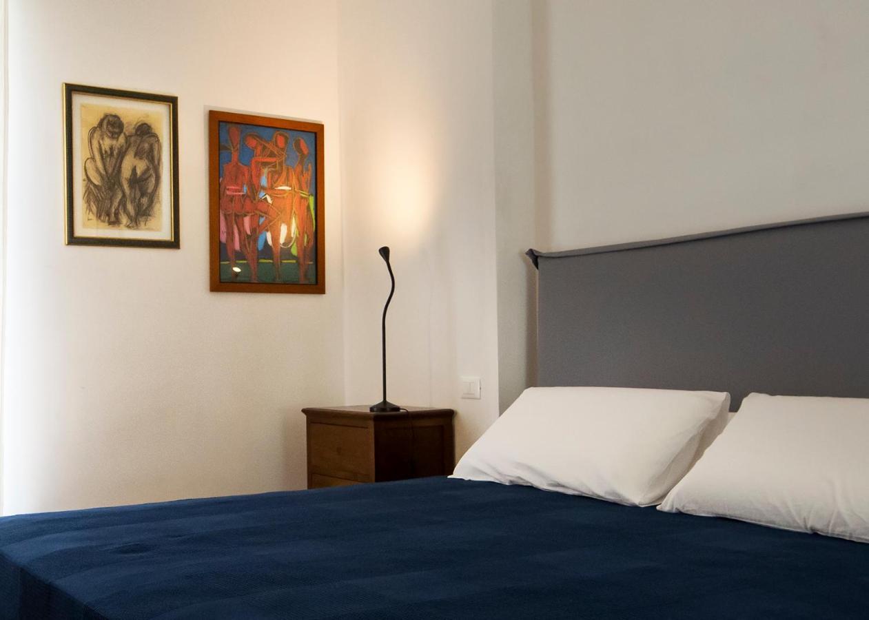 Bric A Brac Eclectic Rooms Uggiano La Chiesa Dış mekan fotoğraf